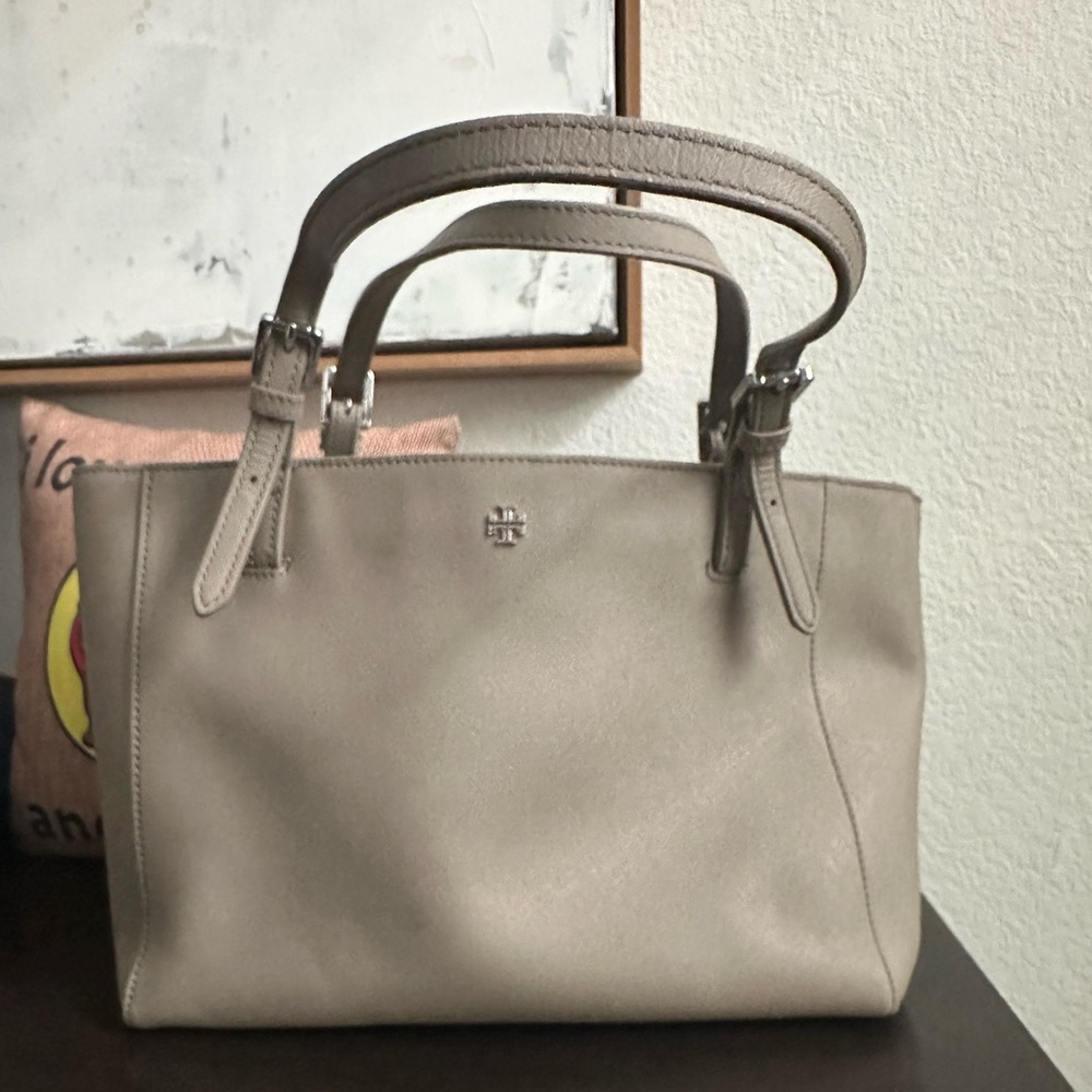 Tory Burch Robinson Tote in Gray (well-loved)